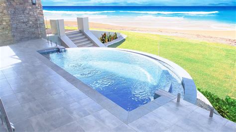 The Horizon Built In Vanishing Edge Pool Leisure Pools USA