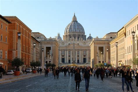 St Peter's Basilica In Vatican City Free Stock Photo - Public Domain Pictures