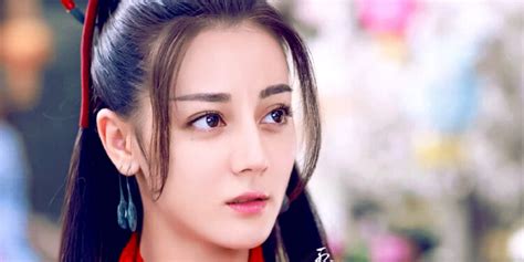 Dilraba Dilmurat Wanita Tercantik Se Asia Dari Etnis Uighur