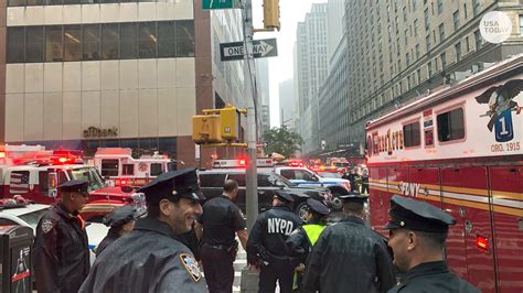 Helicopter Crashes Into New York City High Rise Near Times Square