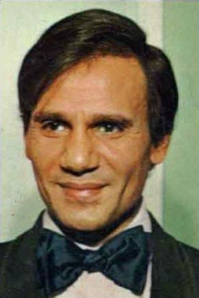 Abdel Halim Hafez Death Fact Check, Birthday & Date of Death