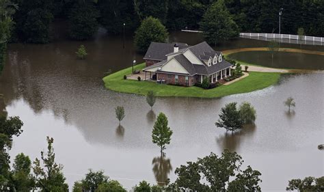 Memories Of 2016 Flood Haunt Baton Rouge Ahead Of Barry