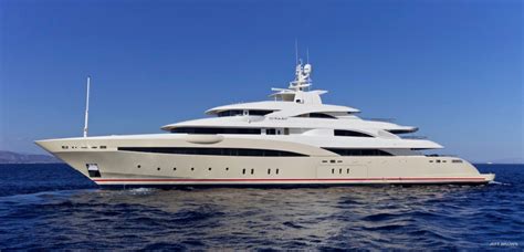 A Closer Look At The Golden Yachts Opari 3