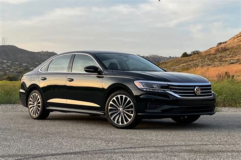 2022 Passat Sedan