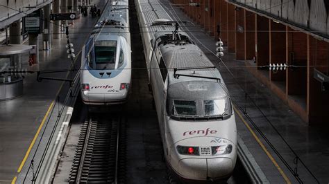 Sindicatos de Renfe y Adif desconvocan la huelga de cinco días tras