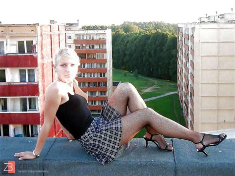 Youthful Women ZB Porn