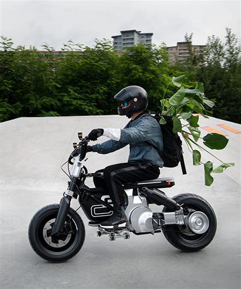 Bmw Motorrad Debuts Concept Ce Urban Electric Mini Bike At Iaa