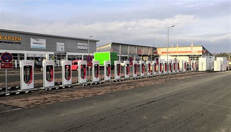 Neuer Größter Tesla Supercharger In Zentraleuropa Ecomento De