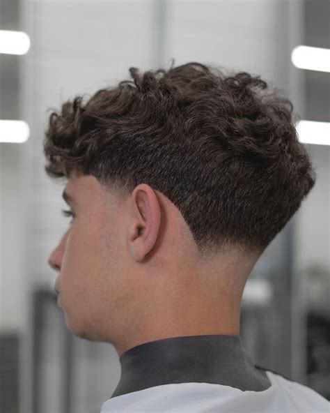 Taper Fade Short Hair Fade Haircut Curly Hair Taper Fade Curly Hair