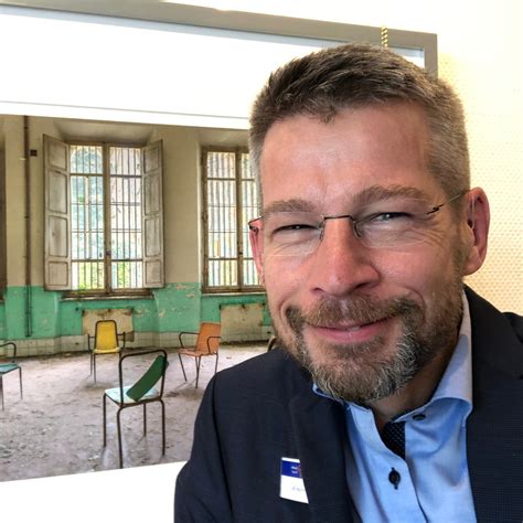 Priv Doz Dr med Bernhard Kis Stv Ärztlicher Direktor