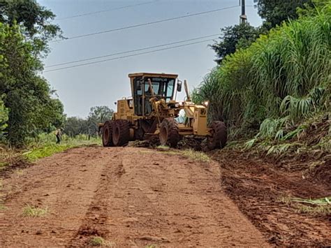 Desarrollan Trabajos De Mantenimiento Y Acondicionamiento En Rutas