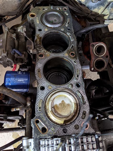 Found the cylinder with the head gasket leak : r/ToyotaPickup