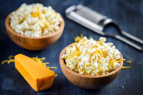 5-Minute Cheddar Cheese Popcorn Recipe