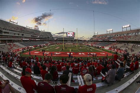 Las Vegas Bowl history: Houston’s 1983 Mirage Bowl | Las Vegas Review ...