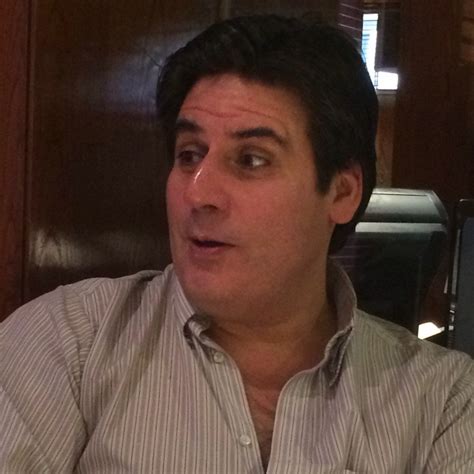 Carlos Solís – Medium