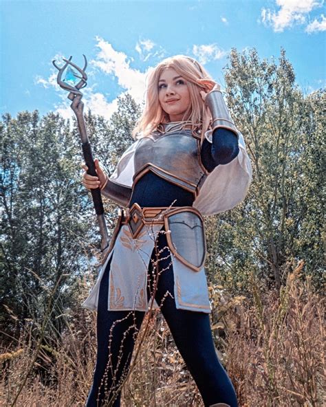 Lux Cosplay From League Of Legends By Lady Sundae