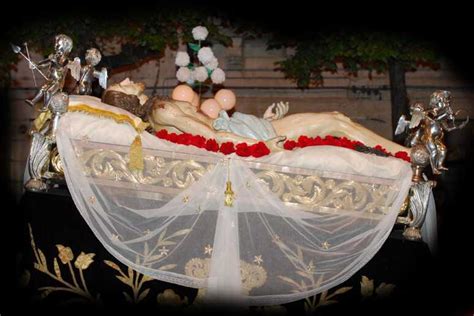 Venerd Santo Rivive La Storica Processione A Sulmona Abruzzolive