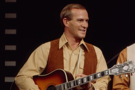 Tom Smothers, of the Comedy Greats the Smothers Brothers, Dead at 86