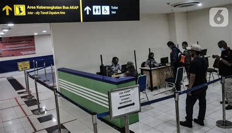 FOTO Libur Panjang Jumlah Penumpang Bus AKAP Di Terminal Pulogebang