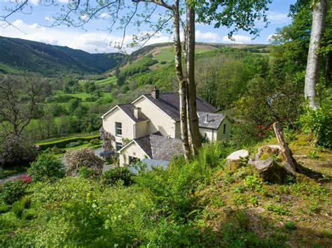 Notable Houses Visit Llanwrtyd Wells