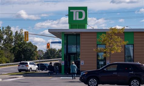 TD teams with Canada Post to offer financial services in branches ...