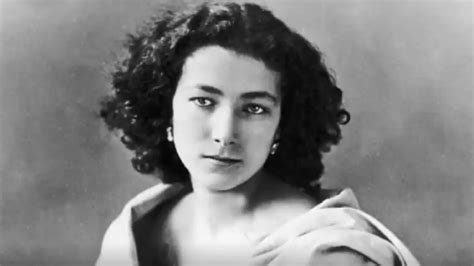 Portrait De Sarah Bernhardt Meer