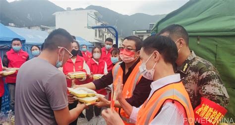 中国电力建设集团 社会责任 守望相助！成都院一震区项目组织物资支援前线救灾