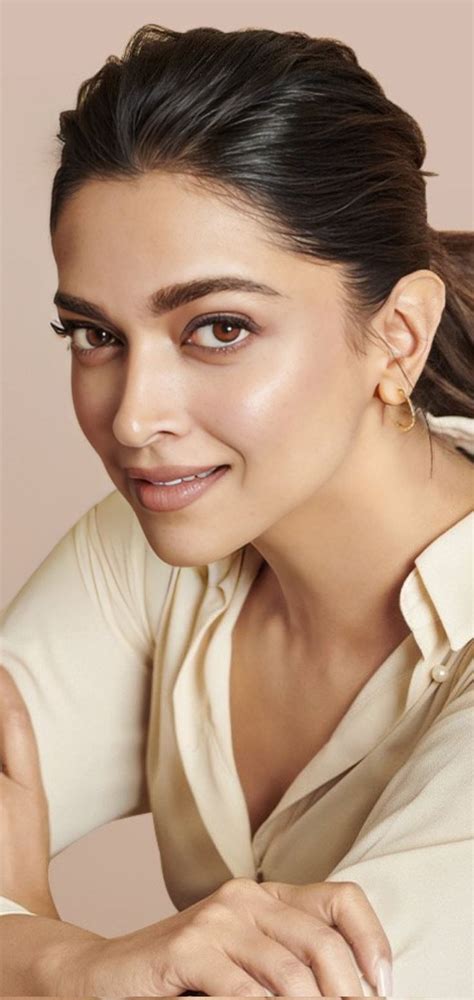 Pin By Killer 302 On Quick Saves Deepika Padukone Hair Deepika