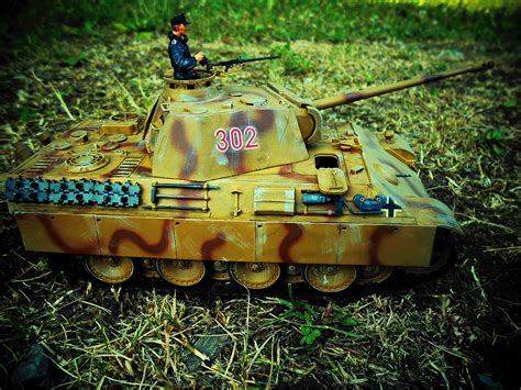 German Tank Panzer V Panther Ausf D Plastic Model Military Vehicle