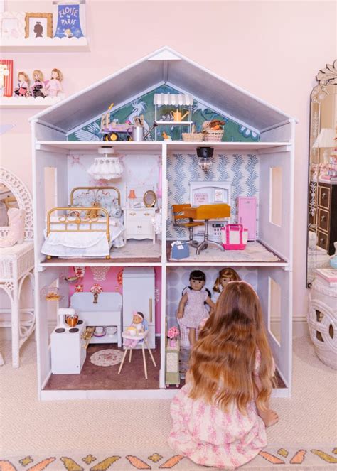 American Girl Dollhouse Chronicles Of Frivolity