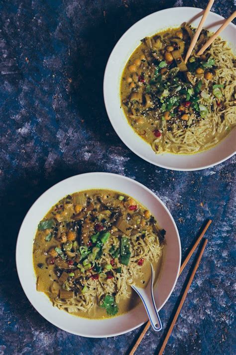 Curry De Blettes Et Pois Chiches Swiss Chard And Chickpea Curry