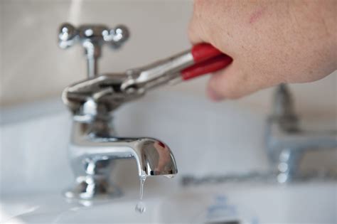 How To Fix Leaky Faucets Plumbers Services