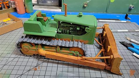 Painting And Weathering Scale Model Bulldozer Tracks And A Quick