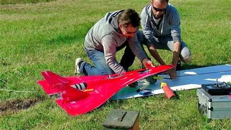 STUNNING RC SPEED OVER 700 KMH 430 MPH FASTEST RC TURBINE MODEL JET