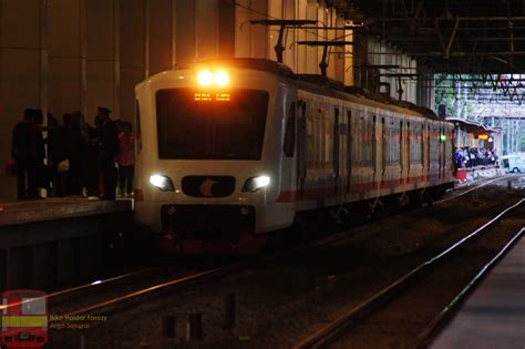 Stasiun Bni City Layani Pengguna Krl Lin Cikarang Mulai Besok Railway