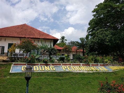 Gedung Perundingan Linggarjati | Tourist places, West java, Indonesia