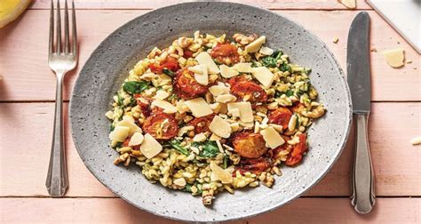 Baked Cherry Tomato Pesto Risotto Recipe Hellofresh Oppskrift