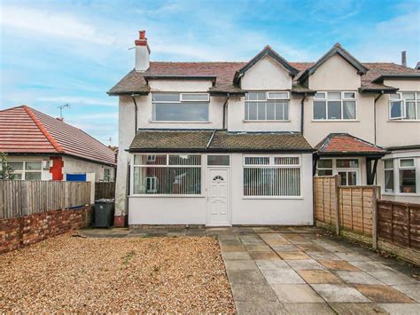 3 Bed Semi Detached House For Sale In Everard Road Southport Pr8 £