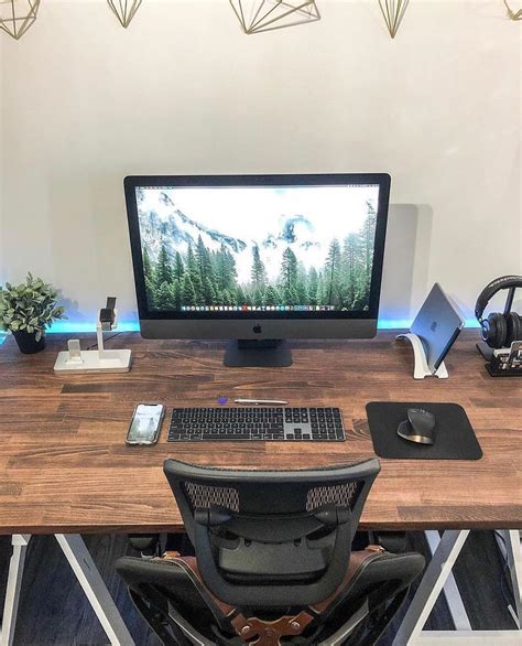 The Best Mac Setups On Instagram An Amazing Imac Pro Setup💻 Would