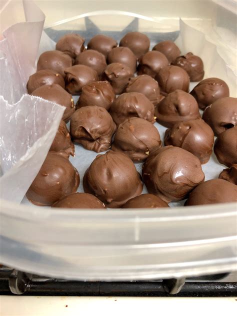 Easy No Bake Peanut Butter Balls Buckeyes Wholesome Farmhouse Recipes