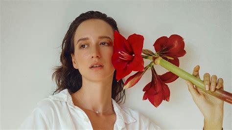 Каковы Ведические правила по отношению к замужеству дочери? - YouTube