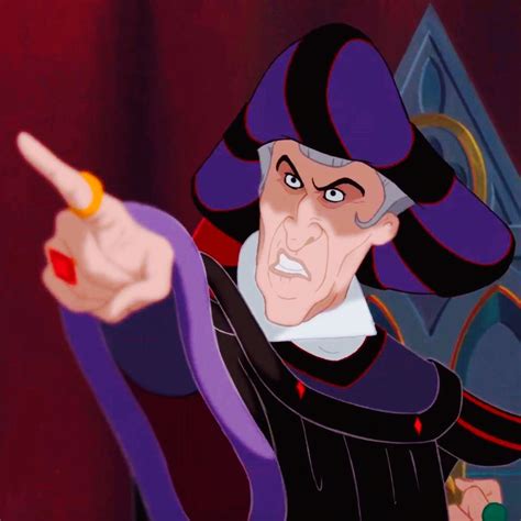 Judge Frollo Villanos De Disney Disney Dibujos De Disney