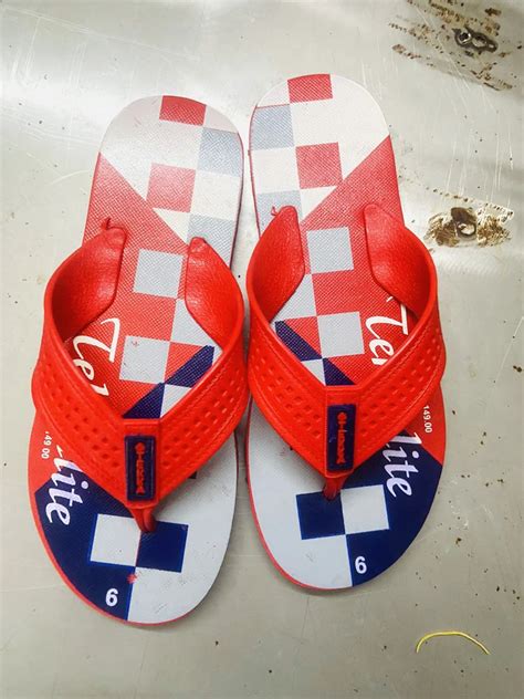 Gents Hawai Chappal At Rs 66 Pair Mens Rubber Slipper Flip Flop In