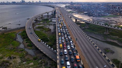 Third Mainland Bridge: Lagos allays motorists fear over road diversion ...