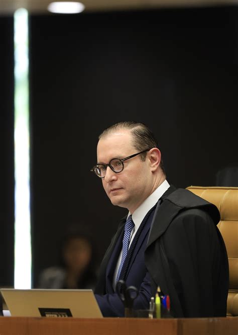 8 de janeiro STF condena segundo réu por cinco crimes que somam 14