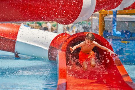 Découvrez les meilleurs parcs aquatiques en France