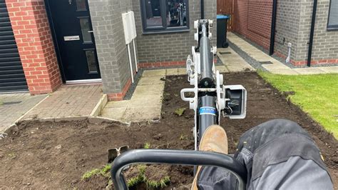 County Durham Starlight Resin Driveway With Charcoal Edging Blocks