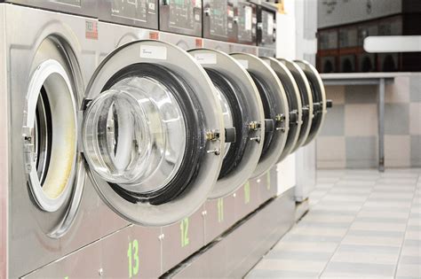 Kalk in Waschmaschine sicher entfernt ohne Chemie