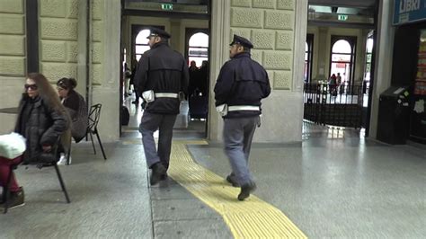 Bologna Arrestato Pusher Con 15 Ovuli Di Eroina Nello Stomaco