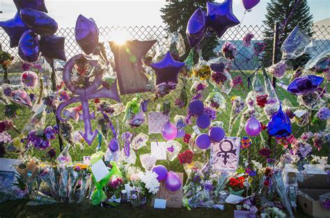 Prince's Ashes to Be Displayed at Paisley Park on Death Anniversary ...